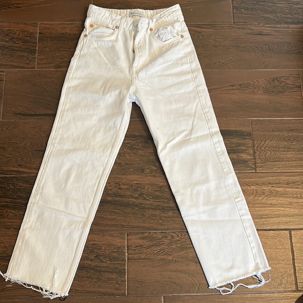 Straight leg jeans, ankle length high rise ZARA